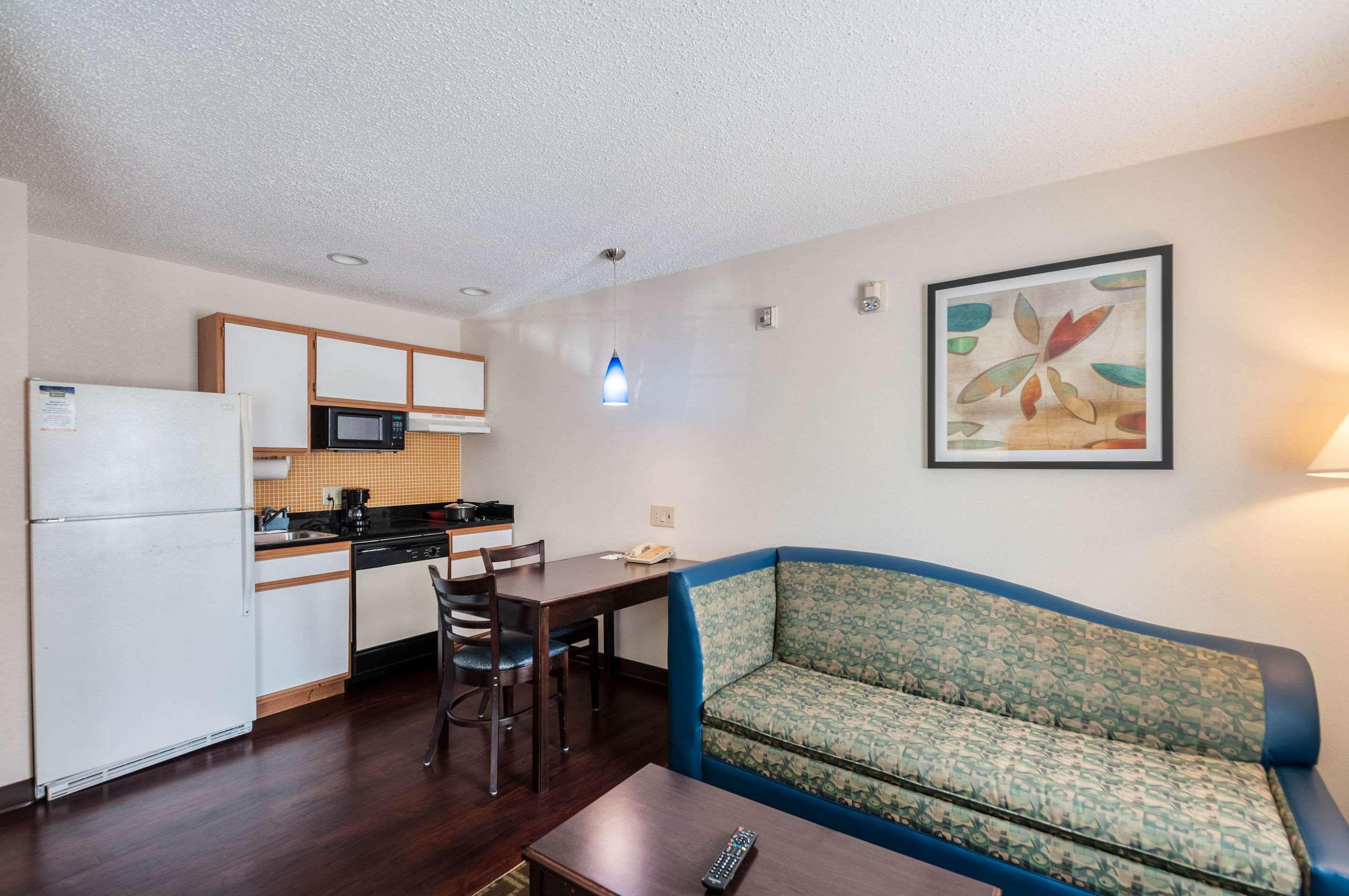Mainstay Suites Фредерик Экстерьер фото