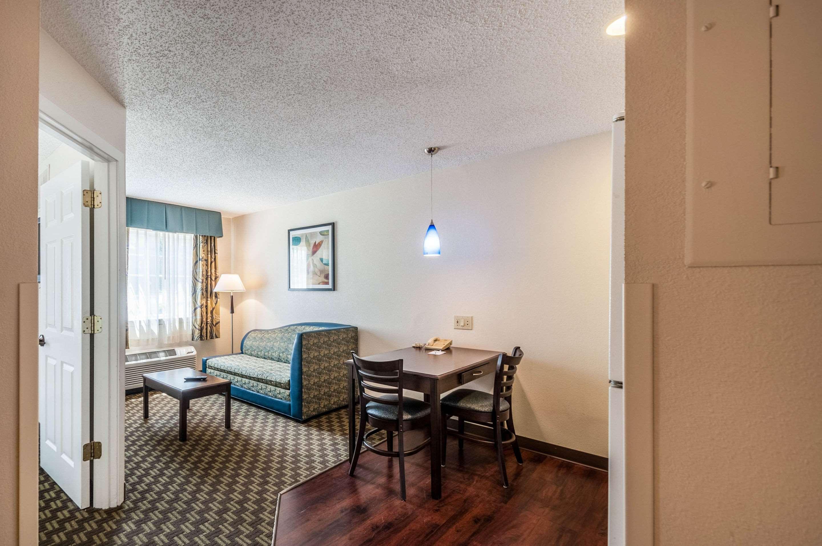 Mainstay Suites Фредерик Экстерьер фото