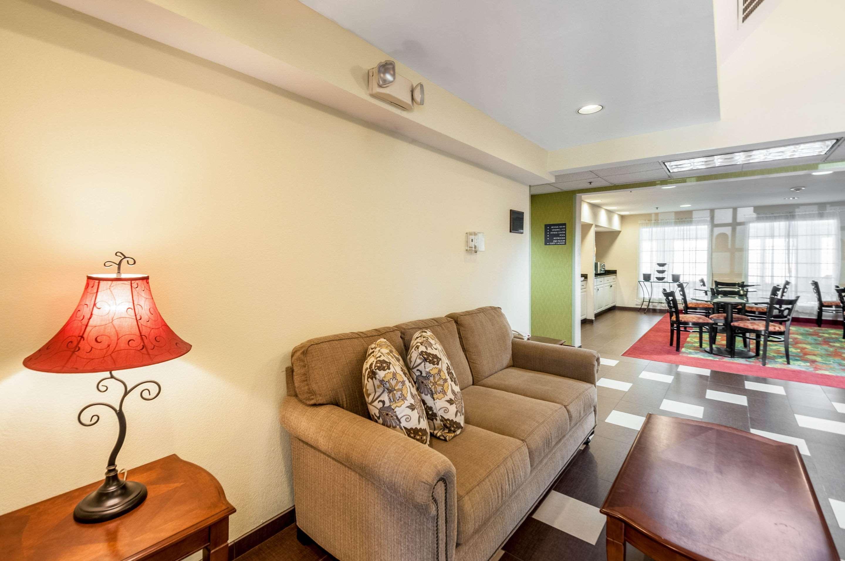 Mainstay Suites Фредерик Экстерьер фото